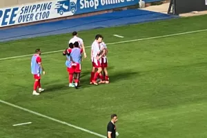 Ανατροπή... σε 5 λεπτά! 