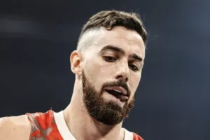 "Έχω γνωρίσει το πάθος που υπάρχει στην Ελλάδα, έχω συνηθίσει τέτοιες καταστάσεις"