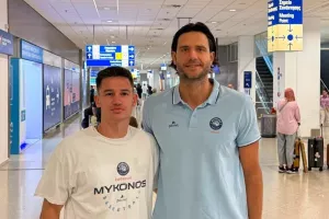Πάτησε...Αθήνα ο Φίλιππος Τίγκας