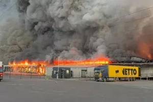 Καταστράφηκαν 12 εκατομμύρια βιβλία από χτύπημα πυραύλου