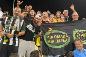 Τέτοια θέλει η μεγάλη... παρέα!