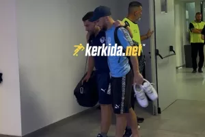 (Βίντεο Kerkida) Χωλαίνοντας και υποβασταζόμενος ο Μαμάντοφ...