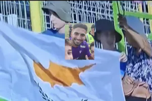 Κυπριακή σημαία σε ματς της FC Arges για τον Ευαγόρα Αντωνίου!