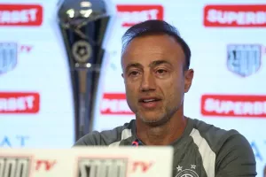 "Ο ΟΦΗ μεγαλώνει, παίζουμε στην έδρα μας και θα διεκδικήσουμε με όλη μας τη δύναμη αυτό το τρόπαιο"