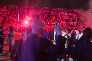 Ελ Μαέστρο/Πρώτη γεύση... από τον κόσμο και βίντεο (Φώτος kerkida)