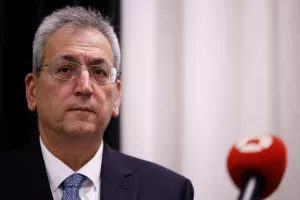 Συνταξιοδοτικό: Μείωση του 12% στη βασική σύνταξη, αυξήσεις στις συντάξεις από 5% - 60% (Πίνακας)
