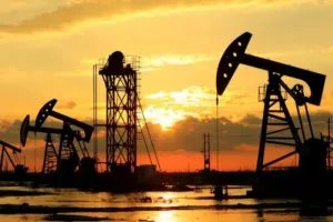 Πετρέλαιο: Άνοδος για τέταρτη ημέρα λόγω της έντασης ΗΠΑ-Ιράν