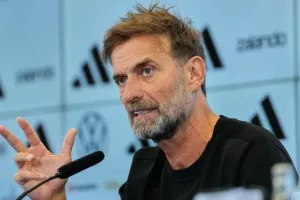 Ματέους κατά Κλοπ: «Η ανακοίνωση της αποστολής επηρεάζει την ψυχολογία των παικτών»