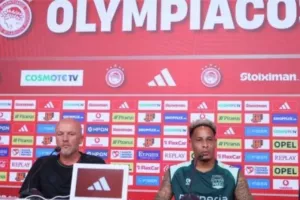 Σρέιντερ: «Θα δείξουμε τι μπορούμε να κάνουμε απέναντι στον Ολυμπιακό»