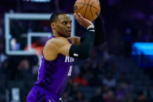 Ουέστμπρουκ: «Δεν σκέφτομαι το ότι είμαι free agent, αγαπάω να παίζω»