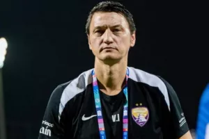 Κορυφαίος προπονητής της χρονιάς στα ΗΑΕ ο Βλάνταν Ίβιτς
