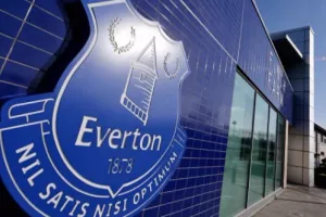 Η Έβερτον κάνει τους φιλάθλους… παίκτες στην Premier League για μία εβδομάδα!