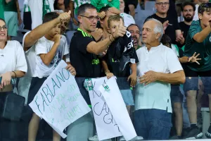 (Φώτος) Δεν χάλασε χατίρι ο Καμίνσκι!