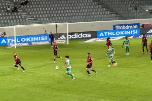 (LIVE) Άρης 0-0 Καρμιώτισσα