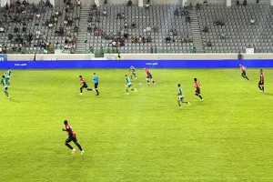 (LIVE) Άρης 0-0 Καρμιώτισσα