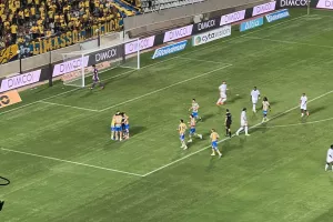 (LIVE) ΑΠΟΕΛ 2-0 ΑΕΛ