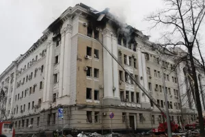 (Βίντεο) Ρωσική επίθεση με drone στο γραφείο του επικεφαλής της Υπηρεσίας Ασφαλείας της Ουκρανίας