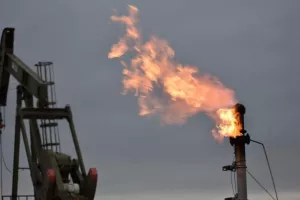 Πετρέλαιο: Πάνω από τα 101 δολάρια το Brent στην Ασία – Στο υψηλότερο επίπεδο από τον Μάιο