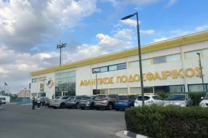 ΝΕΑ (ΑΠΟΕΛ)/Αγωνιστική χαλάρωση, διοικητική επιφυλακή