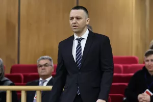 Αποφυλακίστηκε ο Ηλίας Κασιδιάρης – Δηλώσεις για νέο κόμμα