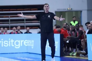 Μπαρτζώκας: "Θα έχουμε πιο πλήρες ρόστερ στο επόμενο φιλικό"