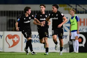 Όρθια με 10 παίκτες στο Περιστέρι η Καλαμάτα
