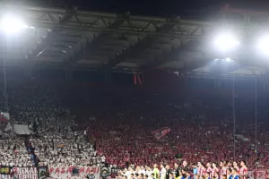 «Ερυθρόλευκη» απόβαση στη Λιβαδειά, θα ζητήσει επιπλέον εισιτήρια ο Ολυμπιακός