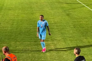 Με 9 η Καρμιώτισσα!