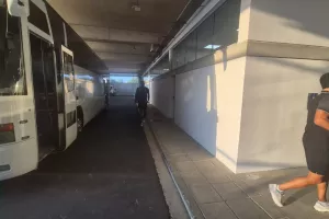 Φώτος από την άφιξη της Krasava ENY