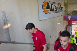 (ΦΩΤΟΣ kerkida) H άφιξη της Νέας Σαλαμίνας  
