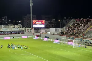 Αποθέωση μετά την τεσσάρα 