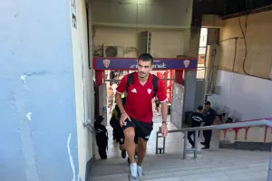 (ΦΩΤΟΣ kerkida) H άφιξη της Νέας Σαλαμίνας  