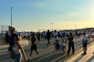 (Φώτος kerkida) Μαζικότητα στο Fan Zone 
