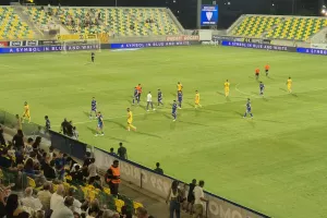 (LIVE/ημίχρονο) Ομόνοια Αραδίππου 1-0 Krasava ENY