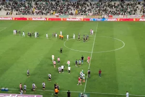 (Βίντεο Kerkida) Έντονες αποδοκιμασίες στο ΓΣΠ για τη διαιτησία