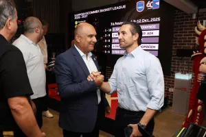 Φωτορεπορτάζ από την κλήρωση του ECOMMBX Basket League
