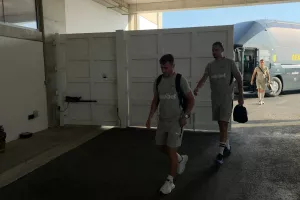 Έφτασε... η ΑΕΚ (Φώτος kerkida) 