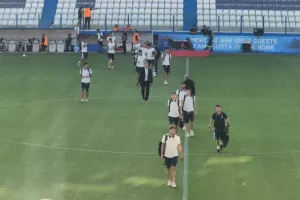 (Βίντεο/Φώτος Kerkida) Έφτασε... το ΑΠΟΕΛ