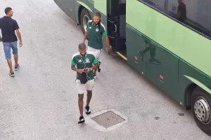 (Φώτος kerkida) Η άφιξη της Ομόνοιας 