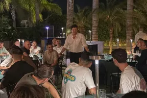 Τους δεξιώθηκε ο Πρόεδρος (Φώτος)