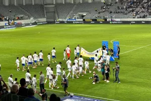 (ΒΙΝΤΕΟ Kerkida) Είσοδος μέσα σε ΩΡΑΙΑ ατμόσφαιρα!