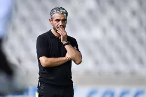Ηχηρή απάντηση και... βουτιά!