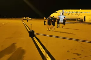 (Φώτος Kerkida) Η άφιξη της Εθνικής μας