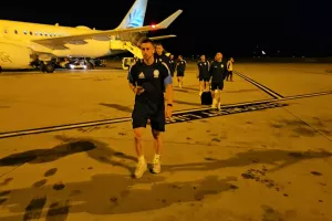 (Φώτος Kerkida) Η άφιξη της Εθνικής μας