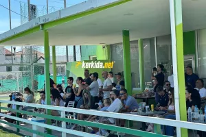 (Φώτος Kerkida) Αρκετός κόσμος!