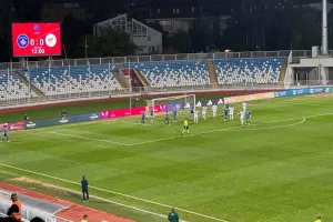 (Φώτος) Δύο κόκκινες και... ήττα για την Εθνική μας Κ21 από το Κόσοβο