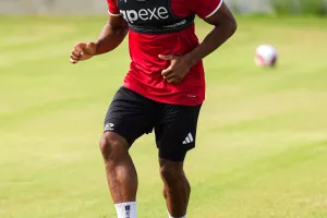 Ερυθρόλευκα... ΚΛΙΚΣ