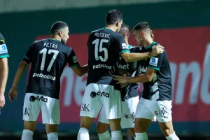 Ομόνοια 29Μ - ΑΕΚ: Στο τέλος... διπλό με Μπάγιτς και κορυφή!
