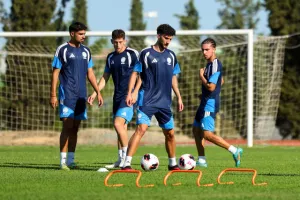 ΚΛΙΚΣ από την πρωινή προπόνηση της Εθνικής Ελπίδων