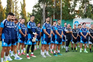 Κόντρα στην παράδοση
